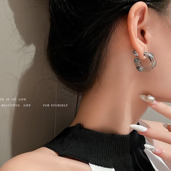 NEW Translucent Smokey Gray Chunky Front to Back Hoop Earrings Hoops - Picture 1 of 2